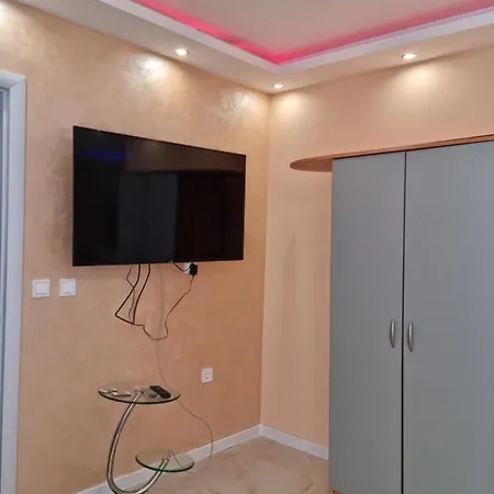 Pepi Ferienwohnung 아파트 네세부르